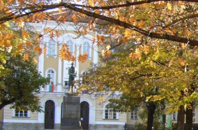 Изложба за глаголицата и прабългарските руни представя Националният музей на образованието