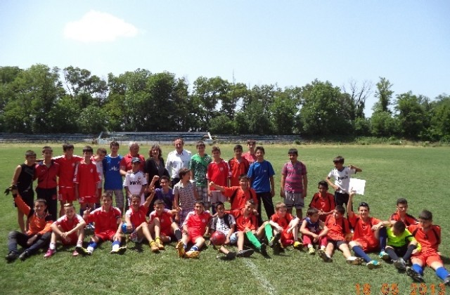 В град Левски отбелязаха Деня на българския спорт