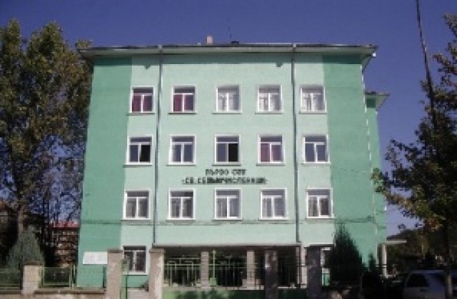 951 зрелостници пишат есе по „Заточеници на Яворов в 14 училища в Търговищко