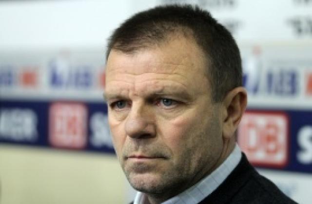 ЦСКА обяви: Разбрахме се със Стойчо Младенов