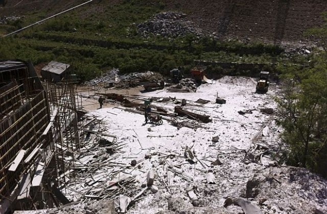 Експлозия в китайска фабрика, 13 души са убити