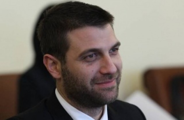 Заместник кметът по транспорт на София Кристиан Кръстев е подал
