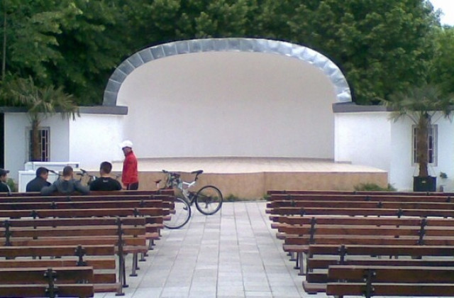 Толерантни към имигрантите