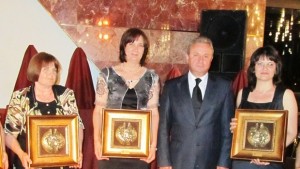 Петима ловешки учители с награда за изявени дейци в образованието