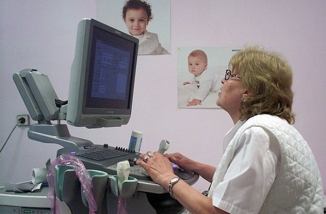 Нова апаратура за детските отделения в МБАЛ Бургас