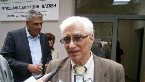 Димитър Бонгалов Изграждаме три затвораединият в региона на Белене
