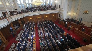 Златна малинка за българските политици