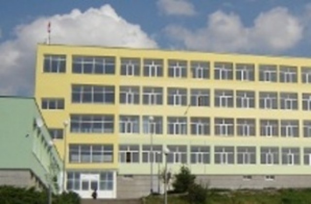 ПМГ „Академик Иван Гюзелев“ с награда за качество