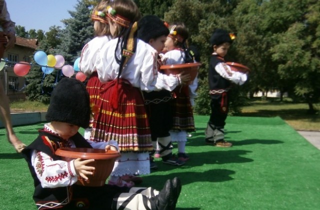 Детски празник в РИМ зарадва децата от ЦДГЩурче