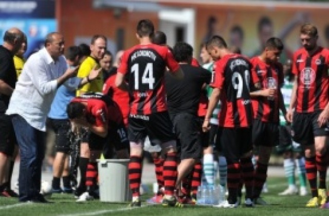 СТК отряза Локо София за служебна победа срещу Етър