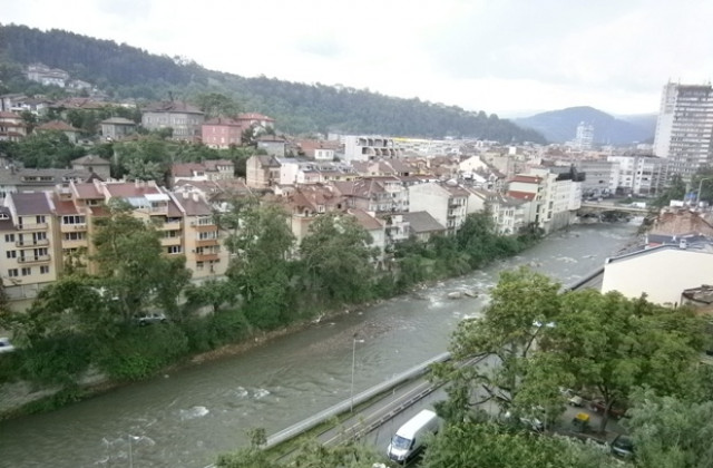 Енерго-про е поискало 9,97 на сто поскъпване на тока в Североизточна България