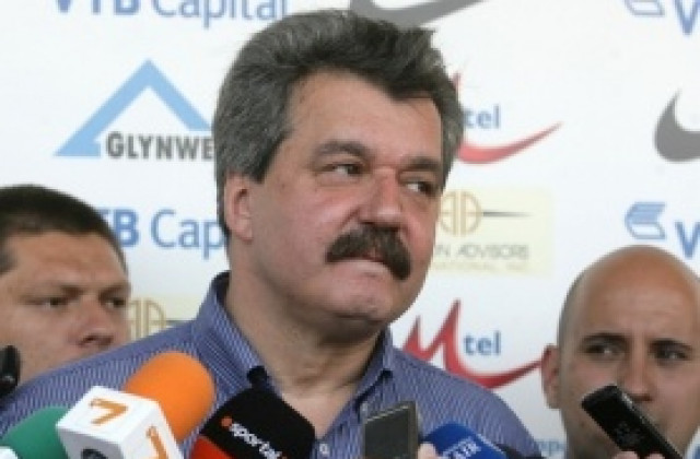 Батков: Не мисля, аз знам, че Лудогорец е готов да премира Славия