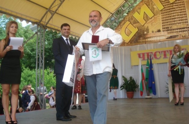 Джазменът Мутата с награда за деец на културата в Димитровград