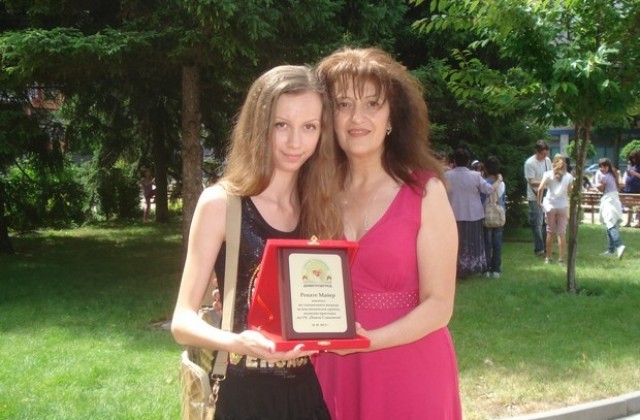 Ренате Майер взе специален Славейковец