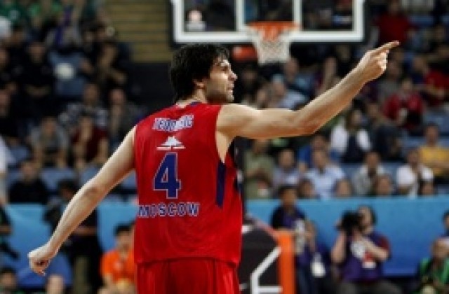 След Ивкович Фенербахче иска и Теодосич