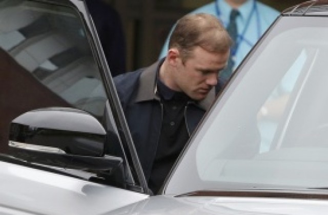 В Юнайтед убедени, че ще задържат Рууни