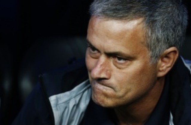 Кройф: Реал си плати заради Моуриньо