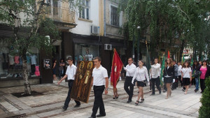 Пет отличия и старт на Фестивала Дунавски вълни в Деня