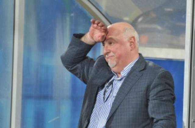 Константин Баждеков откаран в болница