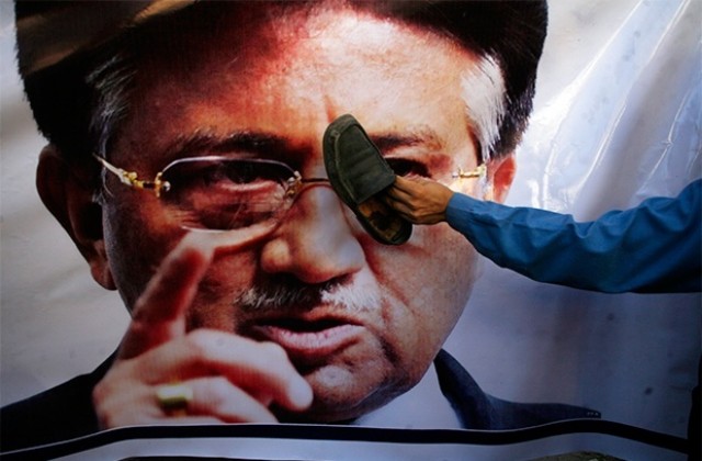 Талибани отново отправиха смъртна заплаха към Первез Мушараф