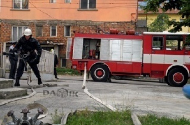 Възрастна жена почина при пожар в дома й