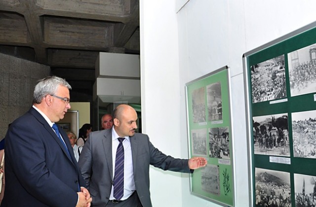 Представят в изложба Ботевите дни през годините