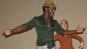 Алфредо Торес учи горнооряховчани на салса