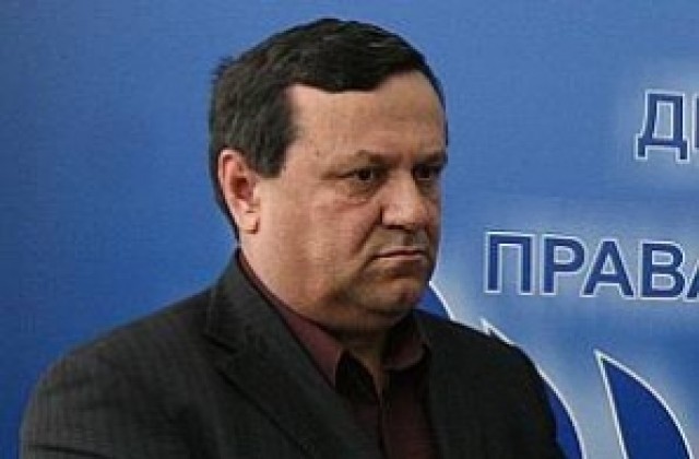 Д-р Хасан Адемов е предложен  за министър на труда и социалната политика