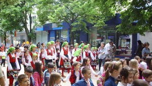 Етнофестивалът в Добрич продължава с ден на турците и татарите