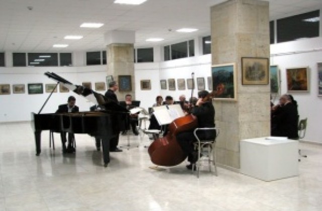 Веско Стамболов ще свири с Габровския камерен оркестър