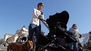 И ГЕРБ и БСП предлагат да се увеличат майчинските имат