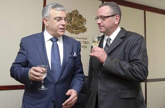 Новият министър на културата пое поста от Владимир Пенев