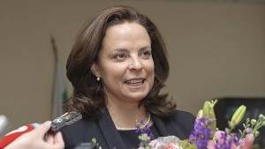 Здравният министър поиска повече тютюнев дим