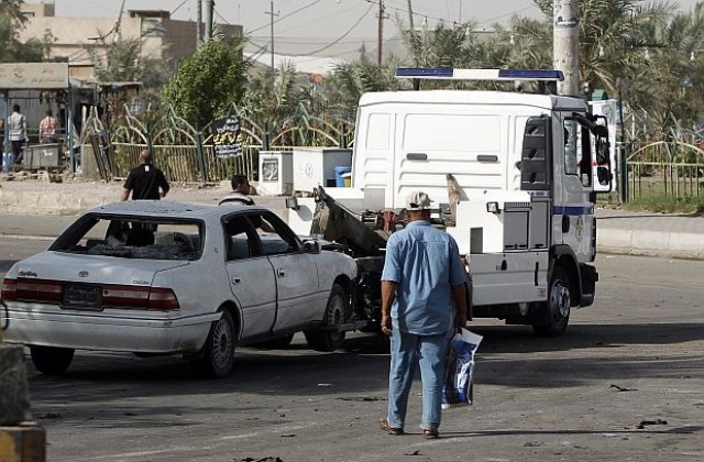 Най-малко 28 души са загинали при атаки в Ирак