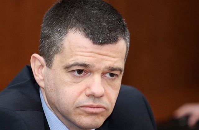 Шефът на ДАНС Константин Казаков подаде оставка, премиерът я прие