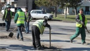В община Омуртаг обновяват възлови пътища