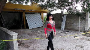 Мощен взрив пред дома на съветничка от ГЕРБ полиция отцепи