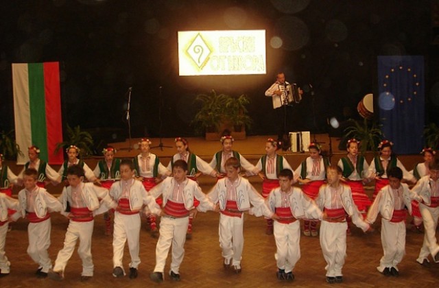 Веселинче ще представя Враца на етнофестивал