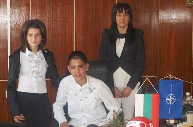 Деца взеха кметската власт