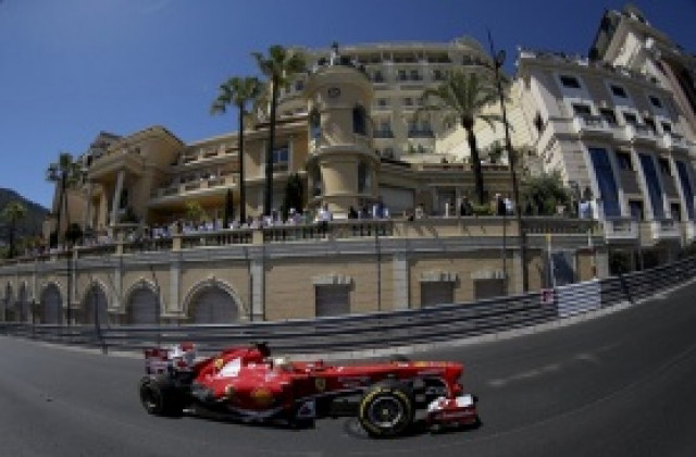 ФИА разследва Ферари и Мерцедес за незаконни тестове на гумите