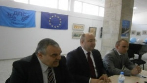 Отказ от политиката на бойкот и празен стол очакват от