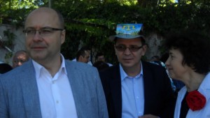 ДПС иска до 8 областни управители