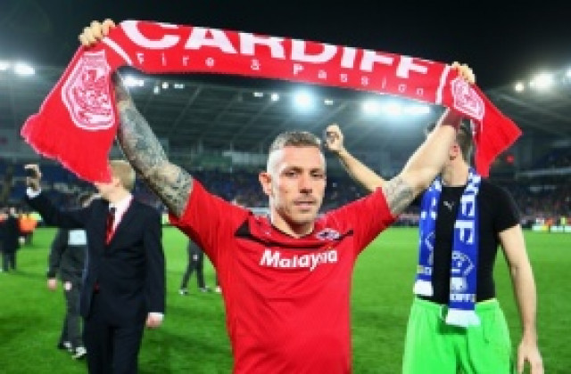 Белами бил с единия крак в Евертън, преди да чуе изискванията на Мойс