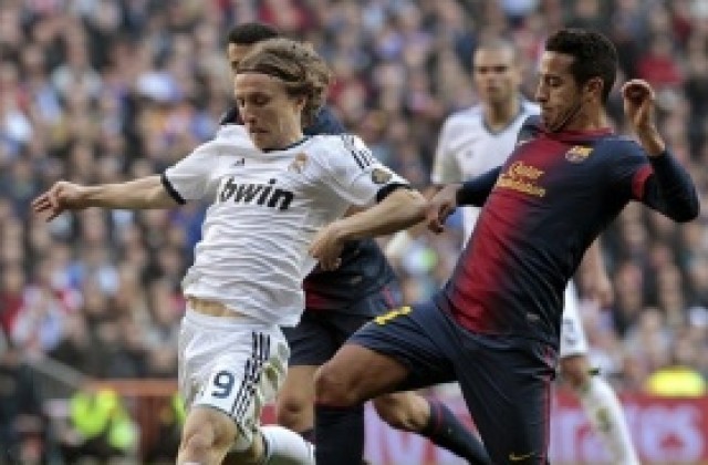 Халф на Барселона отказа на Юнайтед, обмисля сензационен трансфер в Испания