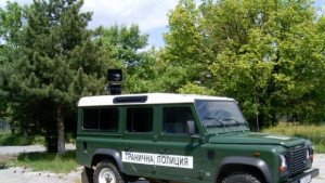 Граничните полицаи в Елхово и Болярово заловиха нелегални емигранти