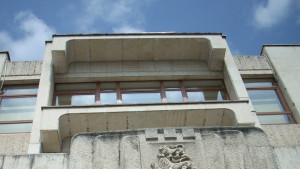 Кметът събра на извънредна среща училищни директори почват проверки на