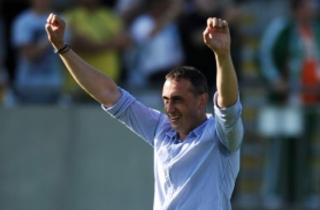 Петев поиска БАТЕ, говори за Левски, ударите под кръста и жълтия картон от Домусчиев