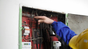 Спипаха варненка да краде ток във Владиславово