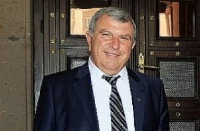 Министър Греков: Трябва да се отървем от „калинките в земеделието