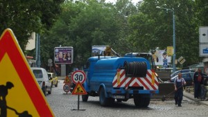 Затруднено е движението по бул Васил Априлов заради авария променят